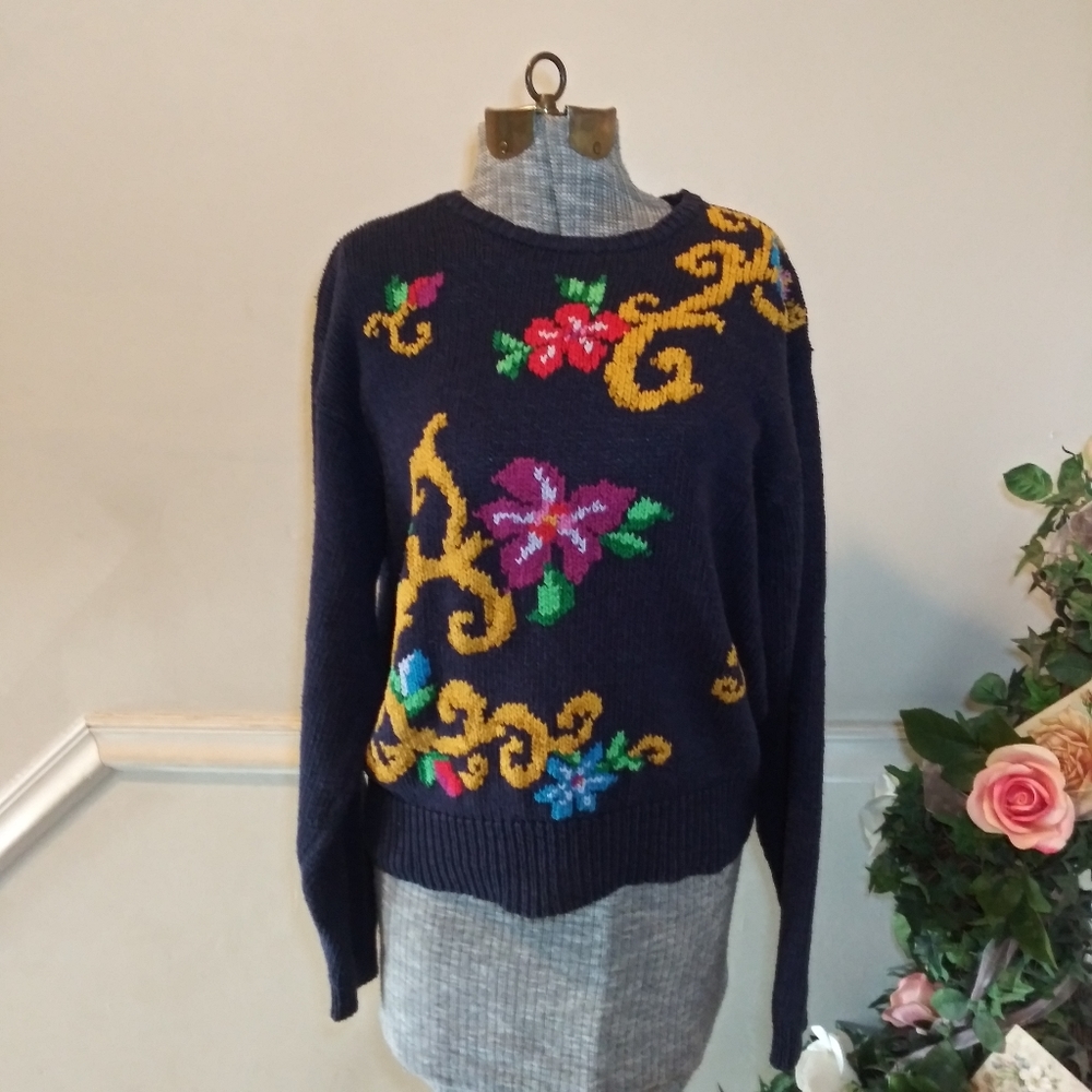 Vintage 1980's Liz Claiborne Navy Floral Embroidered Silk & Cotton Sweater - Picture 8 of 8